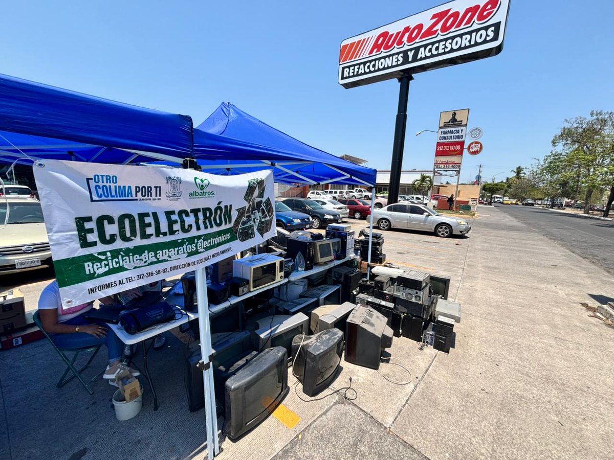 ComentarioUdeC's tweet image. #Colima 

Recolectan 3 toneladas de residuos electrónicos en jornada Ecoelectrón en Colima

elcomentario.ucol.mx/?p=315546

#ElComentario #residuoselectrónicos #Ecoelectrón