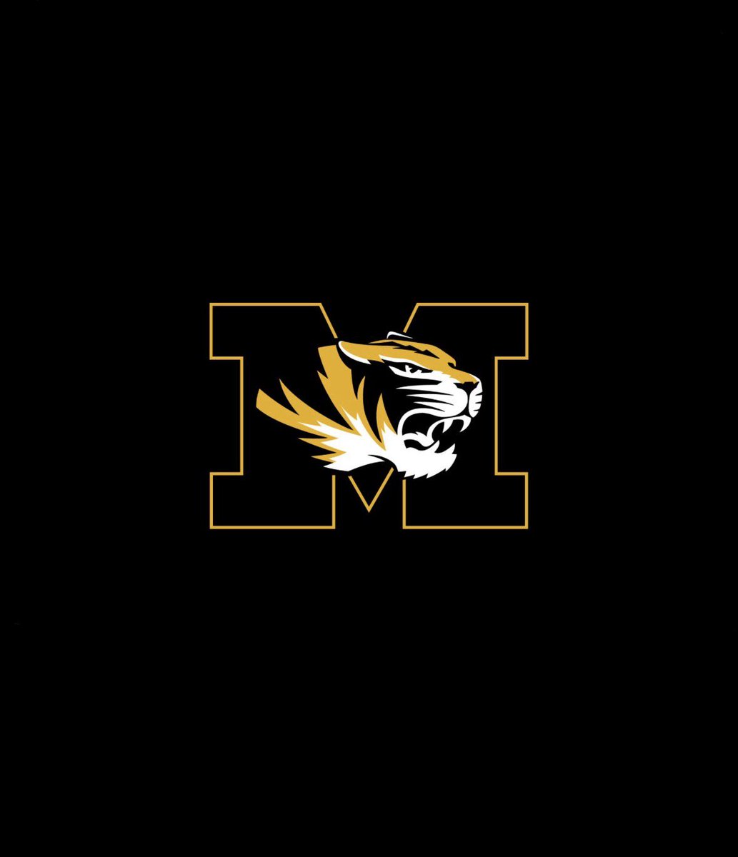 maximus curry tweet media