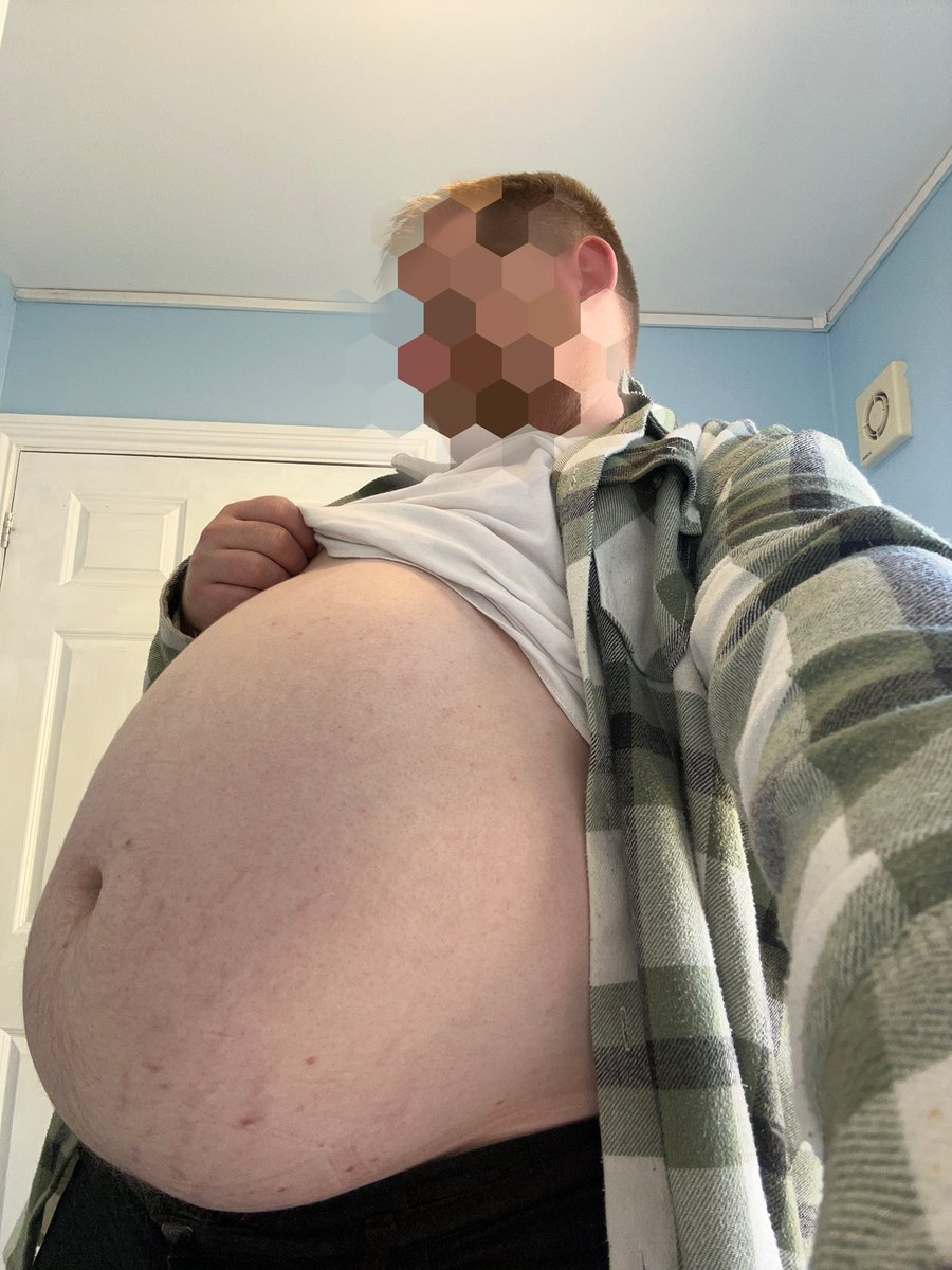 chonkyR tweet media
