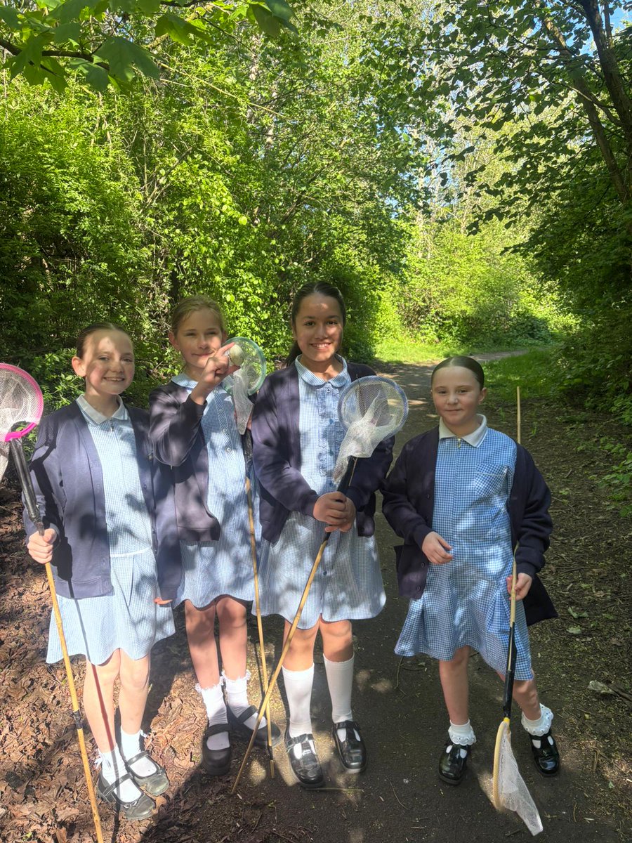 WestvalePrimary's tweet image. What a lovely morning to collect some frogspawn for our pond. #outdoorlearning #allotment