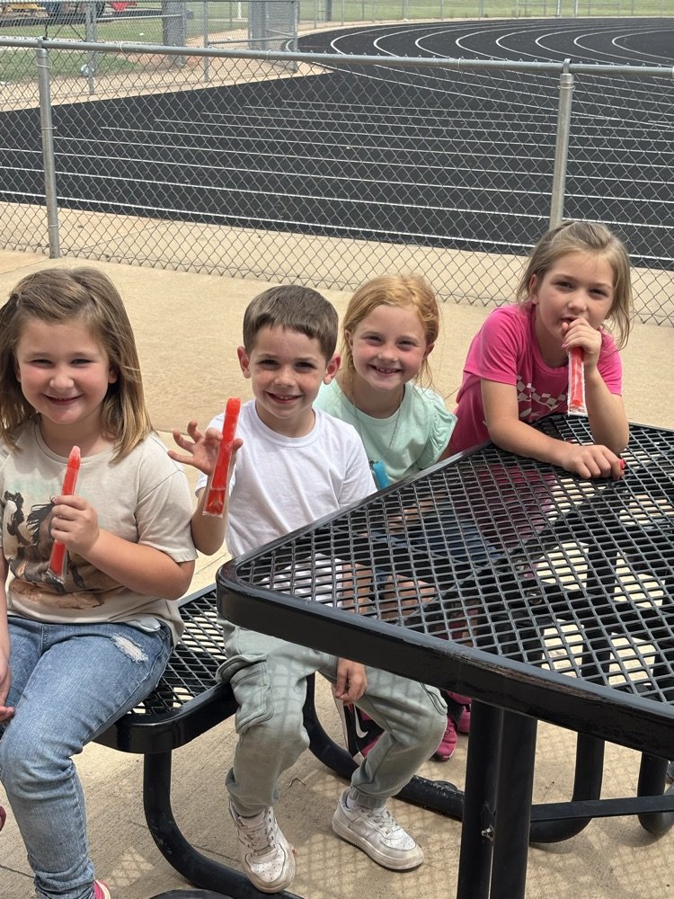 Alex Public Schools tweet media