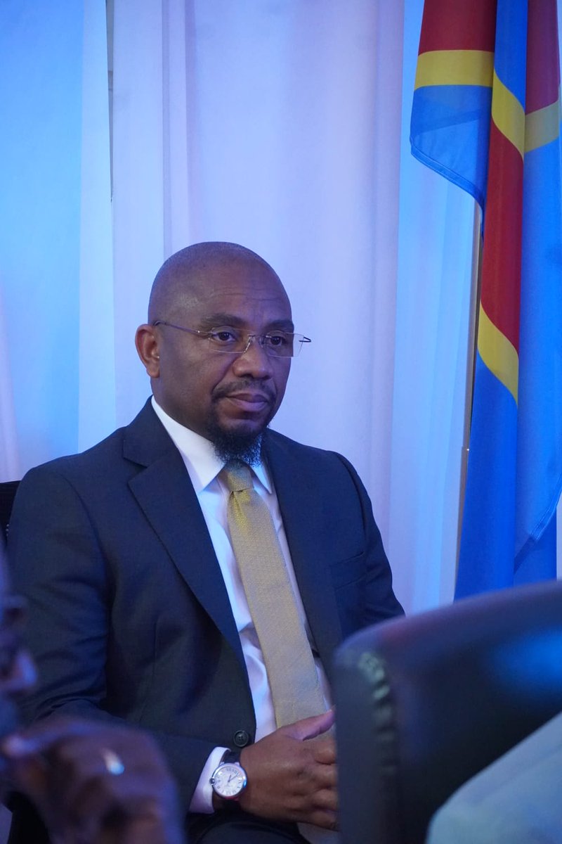 FMLarousse's tweet image. "Le #Congo vaut mieux que tout et sera sauvé certainement", réaction de Patient #Sayiba (@TSayiba), proche de l'ancien président congolais Joseph #Kabila Kabange après l'annonce des sanctions américaines contre ce dernier.
