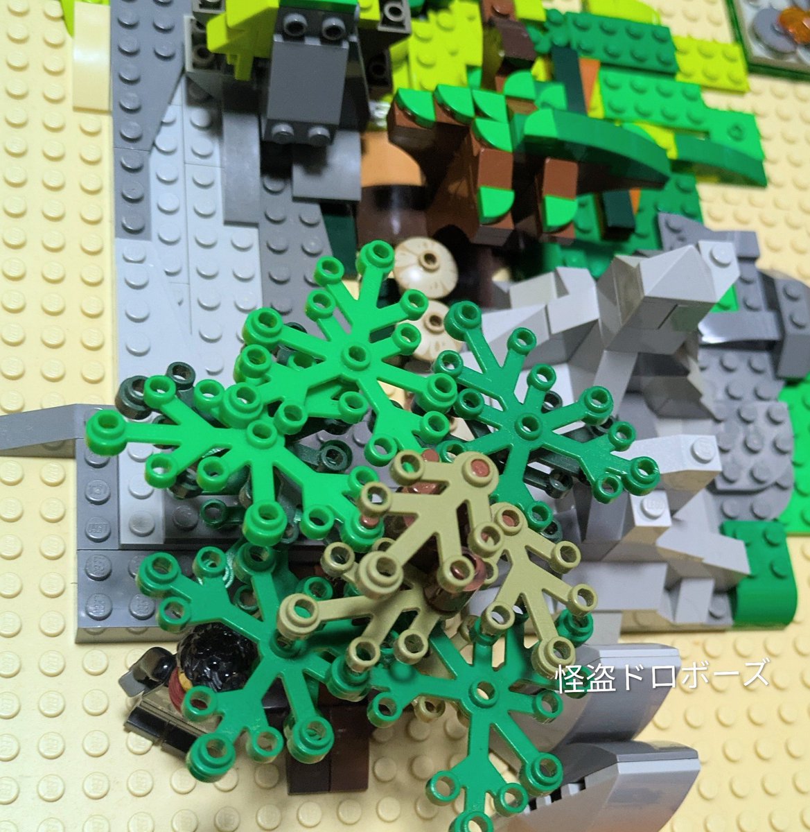 gahaku_r's tweet image. 手持ちのパーツでちびちび作るの楽しいですよね
＃LEGO #MOC ＃情景 #キャンプ