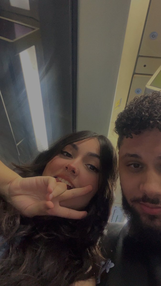 gio tweet media