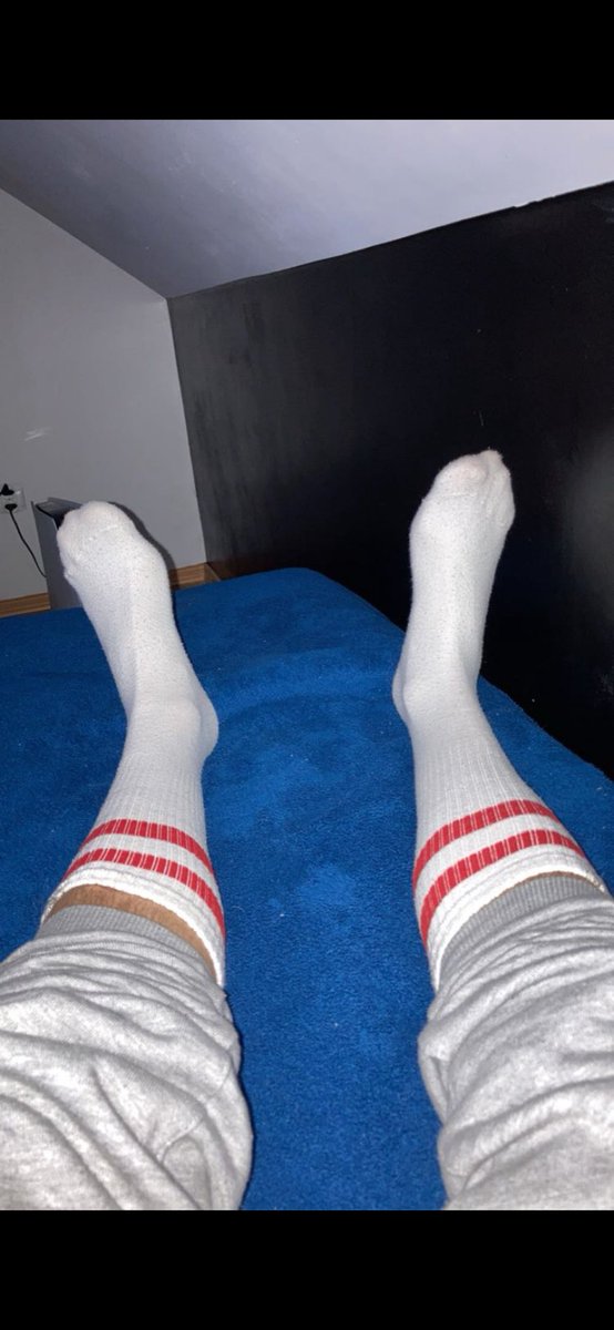 polskipan23's tweet image. który cwel zasłuży na stopy Pana? #master #cashmaster #findom #polishfindom #tn #cwel #slave #cashslave #twojpan #bankomat #footfetish
