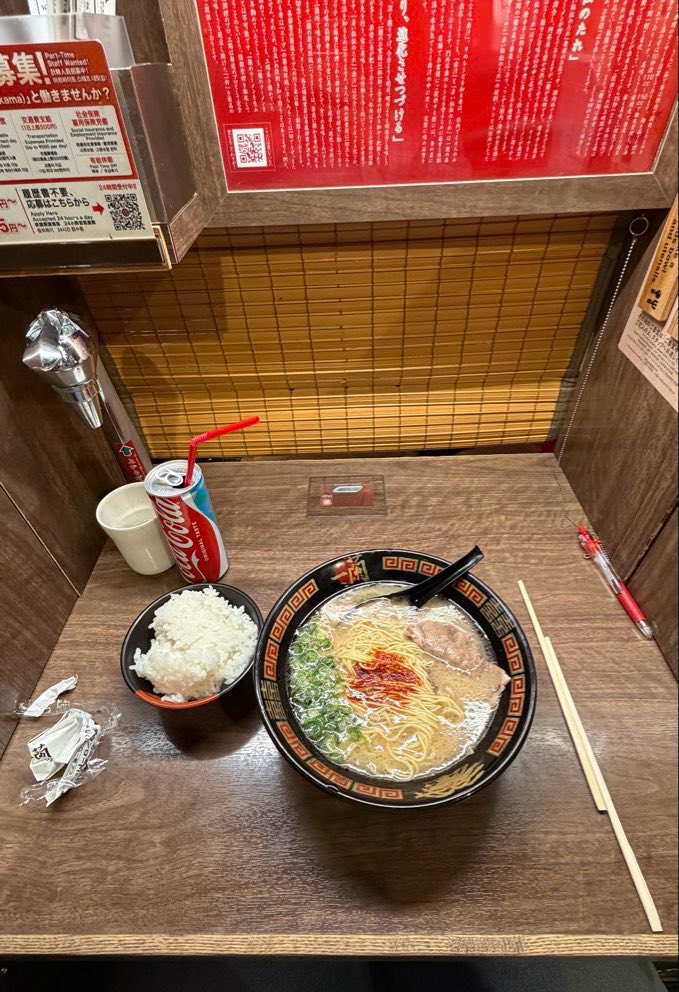 ⁸ tweet media