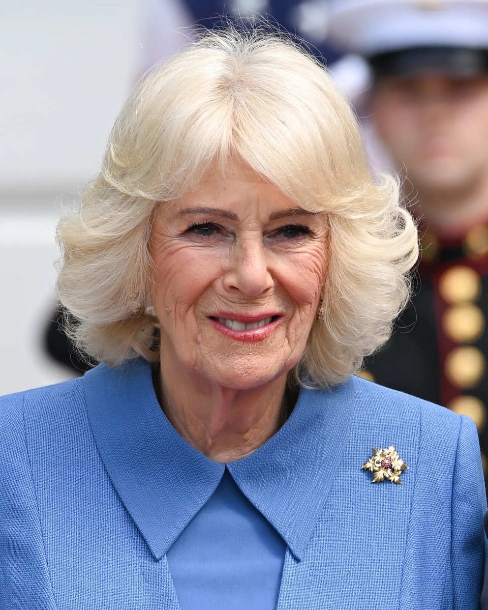 British Royaltea tweet media