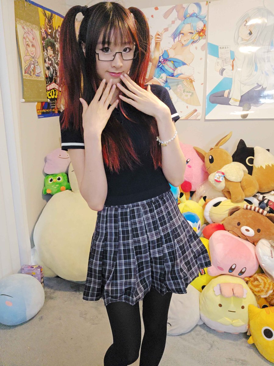 EeveeLinh's tweet photo. Hanging, chatting, and looking forward to EvoJ! Then play some Zelda Majora's Mask! See you in chat, thank you!  Hola a todos! 

En vivo a charlar y chill! Pasen a todos para catch up, luego a jugar mas de Zelda! Pasen amiibos, gracias!

早晨! 我哋傾下計 ~

ttv/EeveeLinh https://t.co/LefveKkF6z