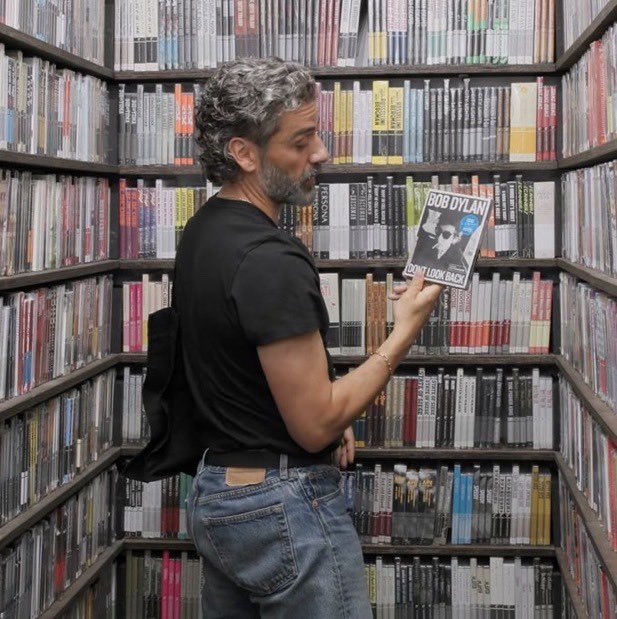 nobody looking at those damn vinyls