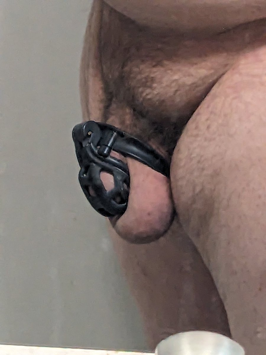 Caged.Partner tweet media