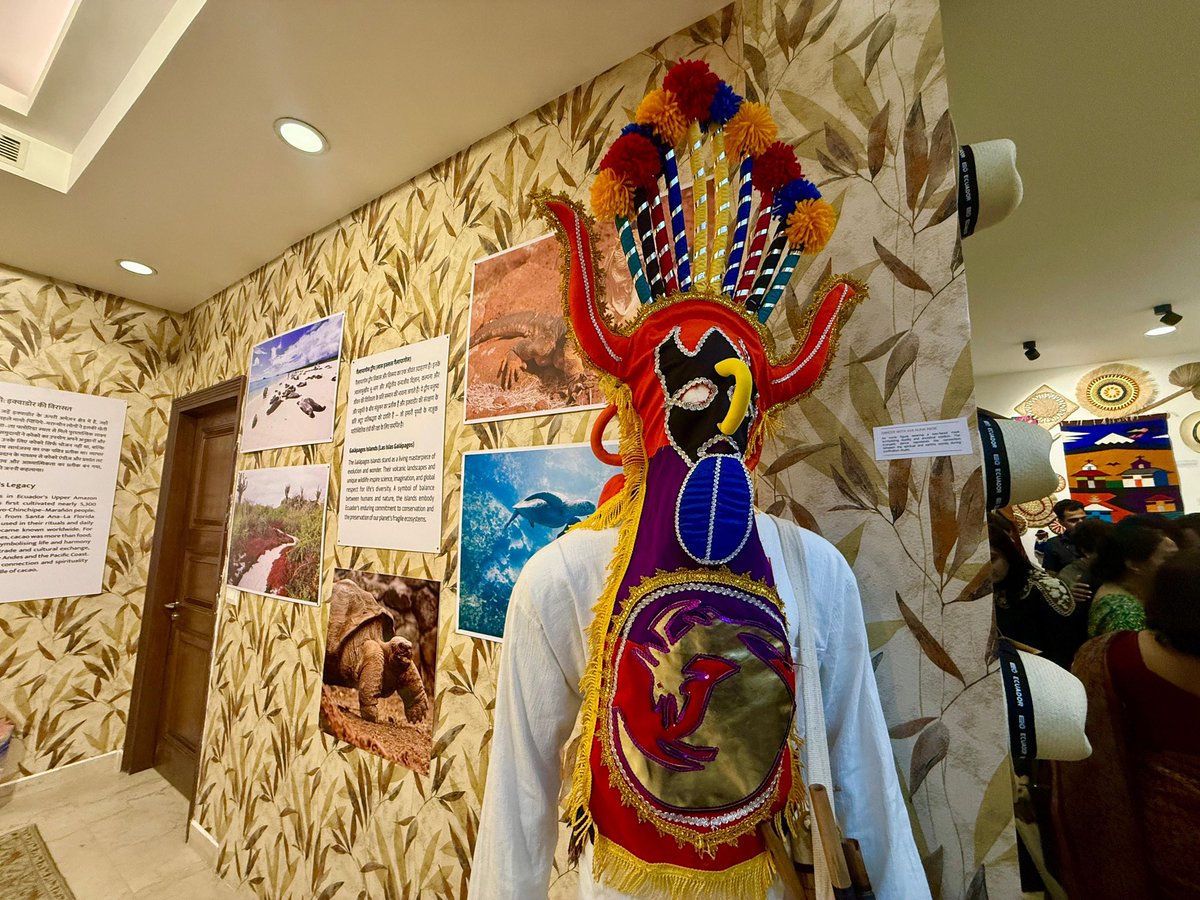 Este centro alberga una amplia  colección de obras de destacados artistas ecuatorianos, ofreciendo una exposición permanente que refleja la creatividad y diversidad de las expresiones artísticas del país.