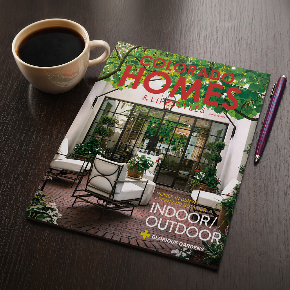 LifescapeCO's tweet image. On the cover of Colorado Homes &amp;amp; Lifestyles.
A historic Denver home, reimagined with timeless intention. Designed by Todd Diesburg. Proud to be featured in Glorious Gardens.

#LifescapeColorado #DenverDesign #LandscapeArchitecture #OutdoorLiving