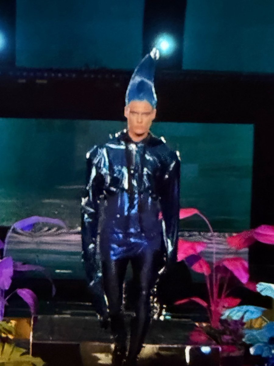 dennnnooo's tweet photo. checkt ihr #gntm https://t.co/br01Hqvf5Z