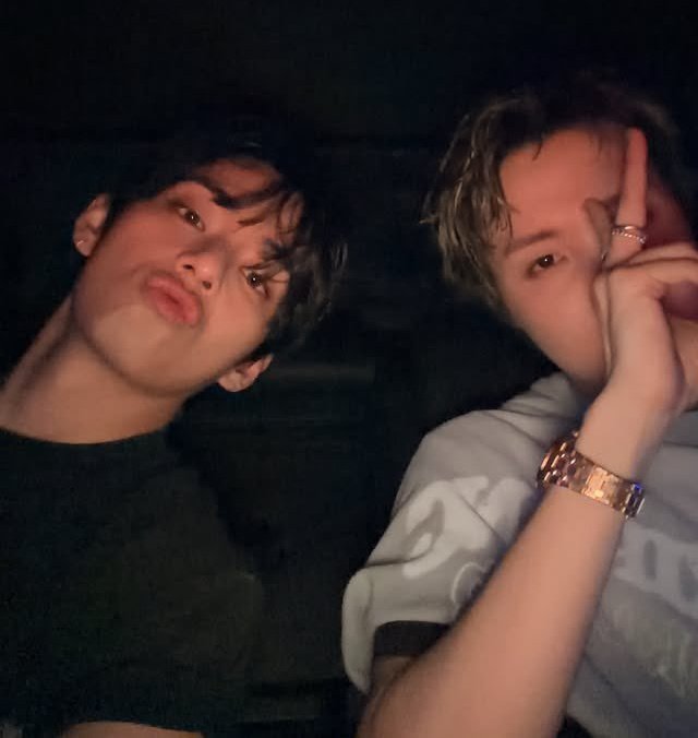 vhope love bot tweet media