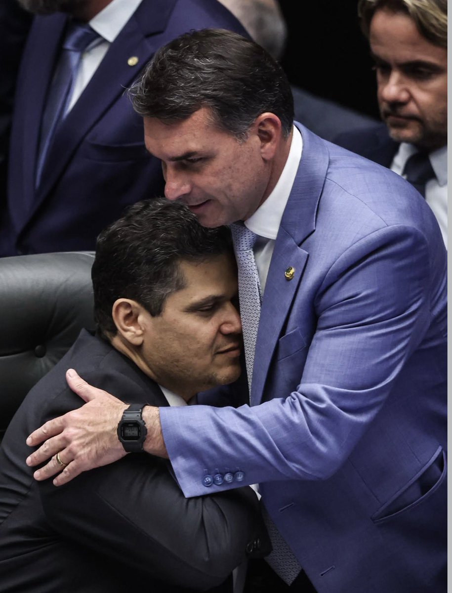 Que foto do "acordo", da <a href="/gabrielabilo1/">Gabriela Biló</a>