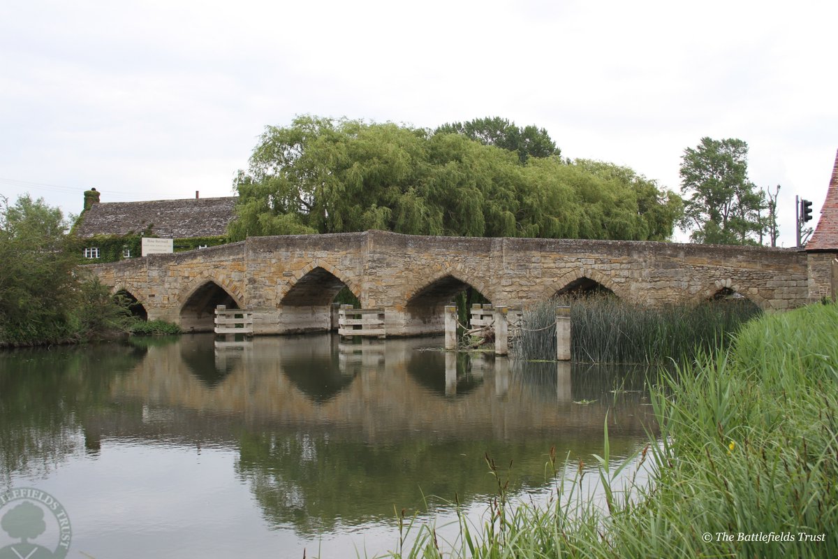 battleftrust's tweet photo. Skirmish at Newbridge. 27 May 1644
On this day some a detachment of royalist dragoons valiantly beat back the army of Sir William Waller preventing him from crossing the River Thames at Newbridge. Once the royalists had retreated, Waller crossed the bridge to meet with Essex. https://t.co/kIsZ4BSNKK