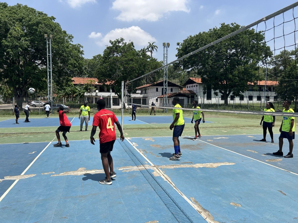 NMIMR_UG's tweet photo. Nogulympics 2026 🔥

The excitement, the thrill, the passion, the energy and yes, even the heartbreaks, all part of the experience.

From an energising aerobics session that kickstarted the day, the fun and competitive spirit carried on all through.

Catch the highlights https://t.co/YlfNnERJwW