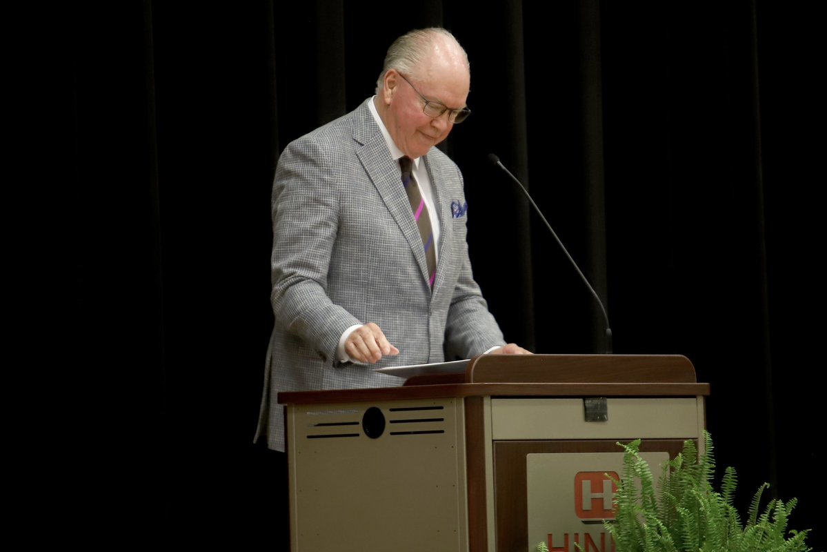 will_kollmeyer's tweet image. Always #thankful to emcee events like this week’s @MACCCAthletics Hall of Fame ceremony. This year’s class included former @NFL players &amp;amp; coaches, some that even won a #SuperBowl, to the current AD @GoCards to players &amp;amp; coaches that captured nat’l titles on the collegiate level.