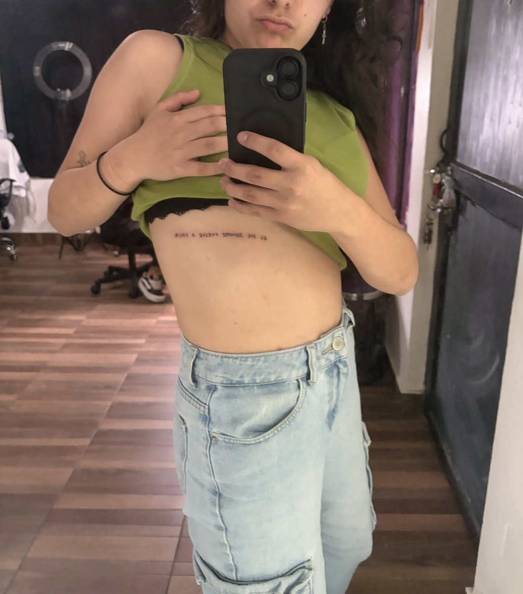 Bárbara ♛ tweet media