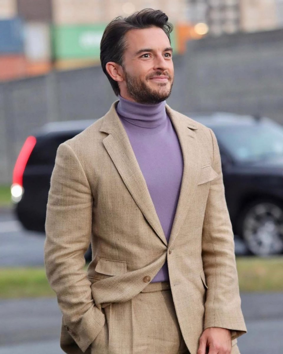 ✨ jonathan bailey lovebot ✨ tweet media