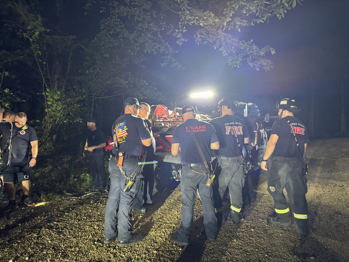 cvfd_fire_dept's tweet photo. The responding agencies worked together seamlessly to locate, treat, and transport the injured hiker, who had been down for several hours before the call to 9-1-1, before severe weather rolled through the area. https://t.co/YoN07mgFP2