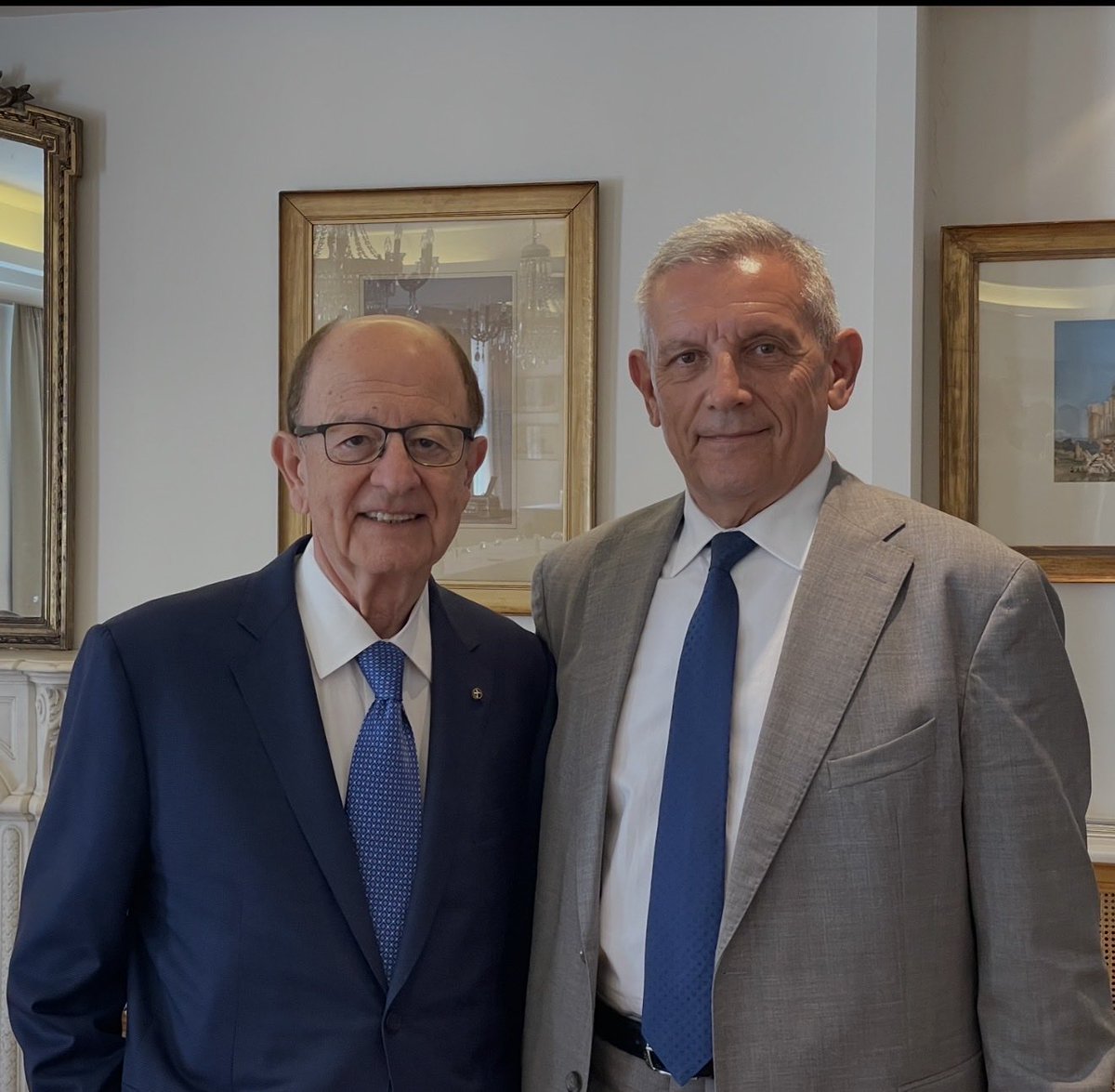 C. L. Max Nikias tweet media