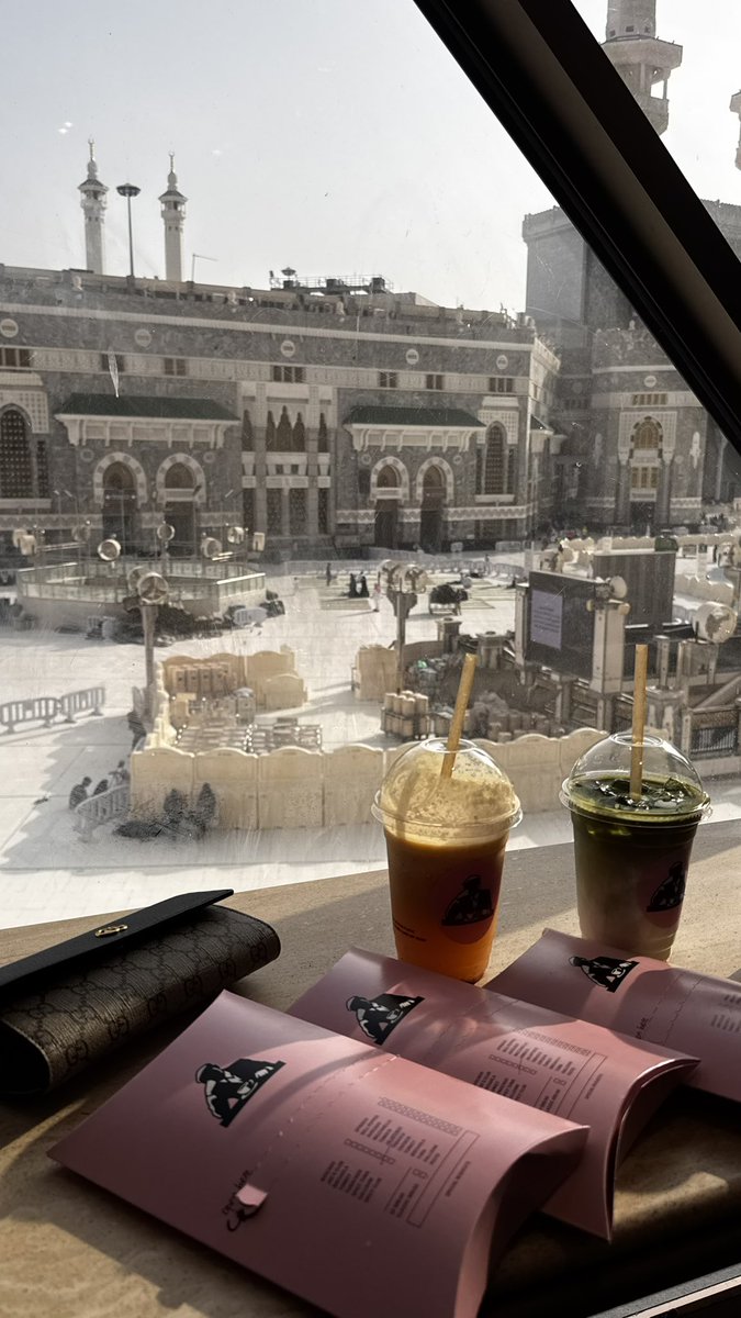 دلال tweet media