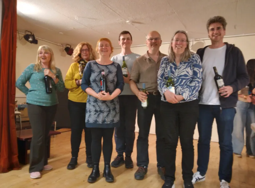 EastHertsGreen's tweet photo. Congratulations to the prize winners from our quiz night last Friday!

Reform get millions from shady donors - we raise funds from members, volunteers and supporters.

Thanks to everyone who took part, and to our dedicated team of events organisers and quizmasters! https://t.co/vHzq504tHa
