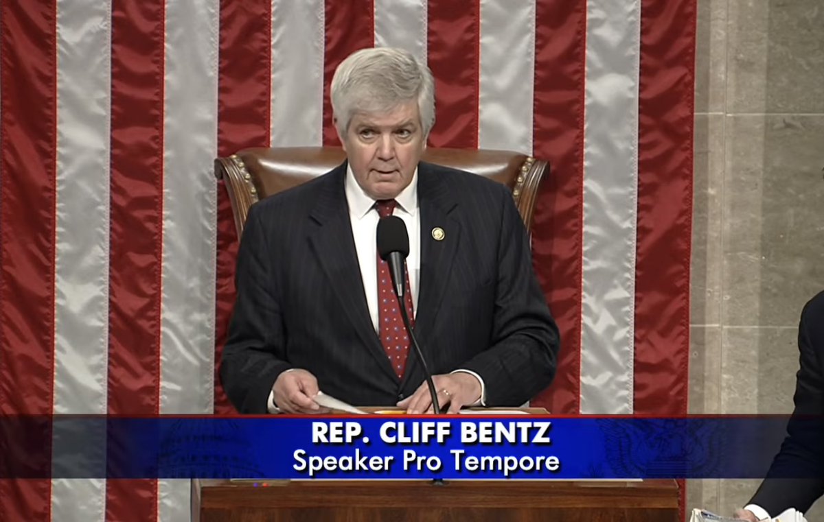 Congressman Cliff Bentz tweet media