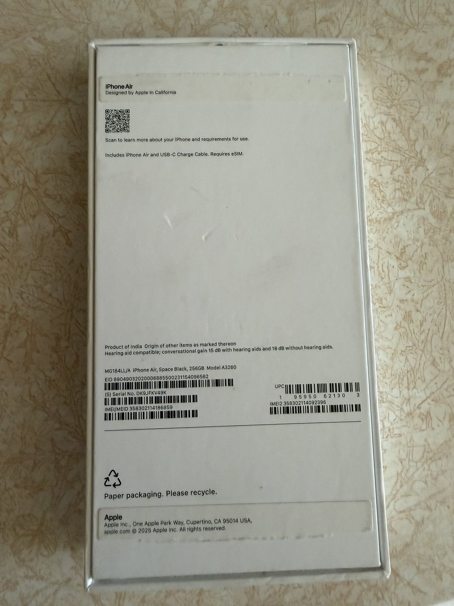 oneroseproject's tweet photo. @ATT Do you have people who actually help? 😡 I received a new device JANUARY and I’ve been trying to return this for months and stores act like it’s a plague to take it…new device arrived opened and I’m being charged $1,000. How can I leave your service asap. My phone 📞 is off and this is UNACCEPTABLE I can’t work!