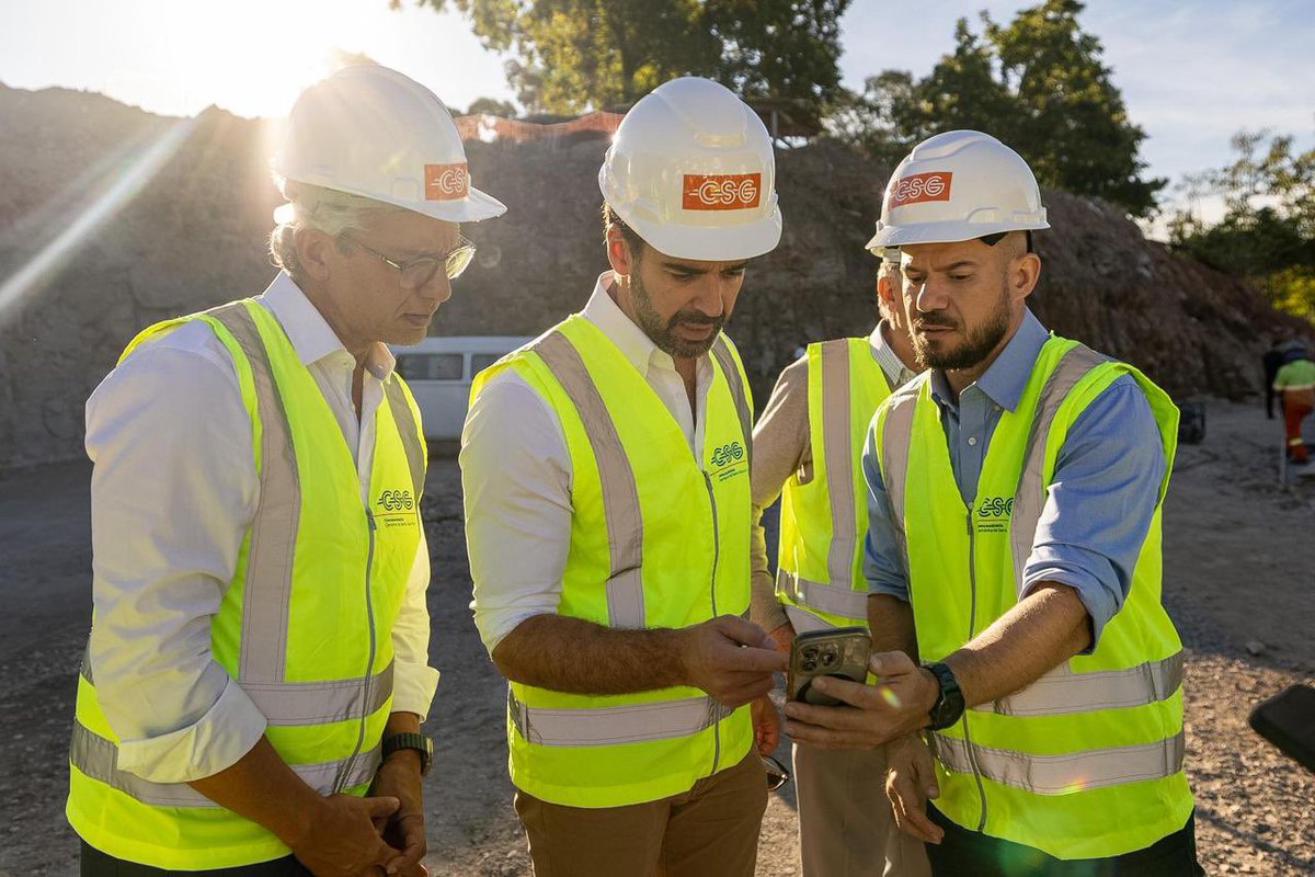 Ainda em Caxias do Sul, vistorei as obras de duplicação da ponte sobre o Arroio Tega, na ERS-122, e também acompanhei os trabalhos no antigo viaduto da Saúde, no viaduto da Hyva e no terreno onde será construído o Centro Regional de Gestão Integrada de Riscos e Desastres. Com