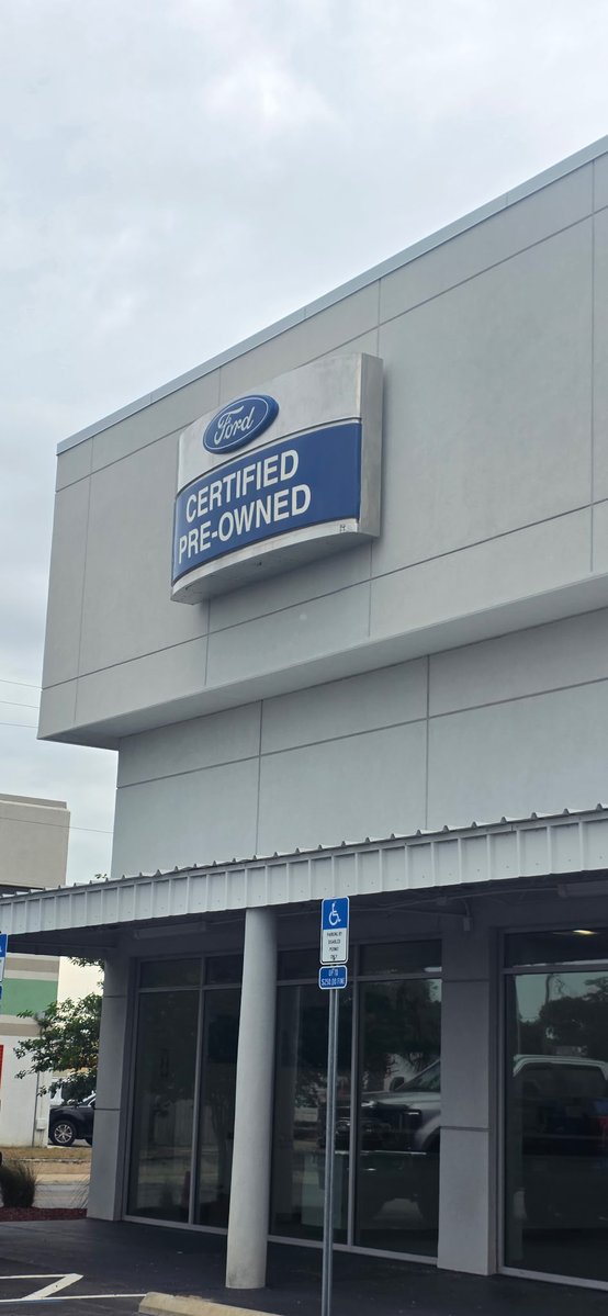 InnovationsFCU's tweet image. Stop by AutoNation Ford Panama City and see us! 🚗

Amber is there today, and we’ll have lenders onsite tomorrow and Saturday from 9–5 to help with your financing needs. #AutoLoans #CarBuying #PanamaCity #InnovationsFCU #SparkChange