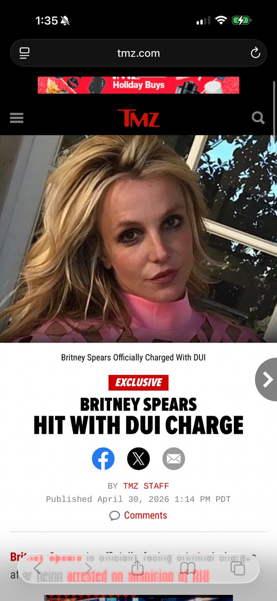 A Britney Nerd 🤓 tweet media
