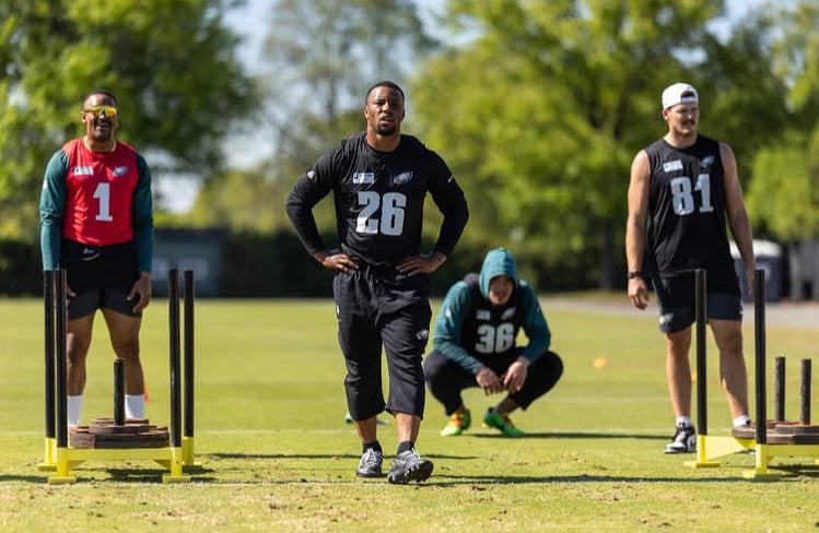 Quay L.Jones🦅 #FlyEaglesFly SBLIX CHAMPIONS!! tweet media