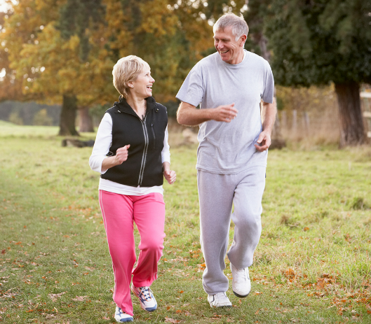 KristenJakobitz's tweet image. What’s the #1 thing you can do today for your gut?  Walk! A 10-15 minute walk after a meal helps stimulate the muscles in your digestive tract and lowers blood sugar spikes. It’s free, easy, and your gut loves it.
#Walking #PostMealWalk #HealthyLiving