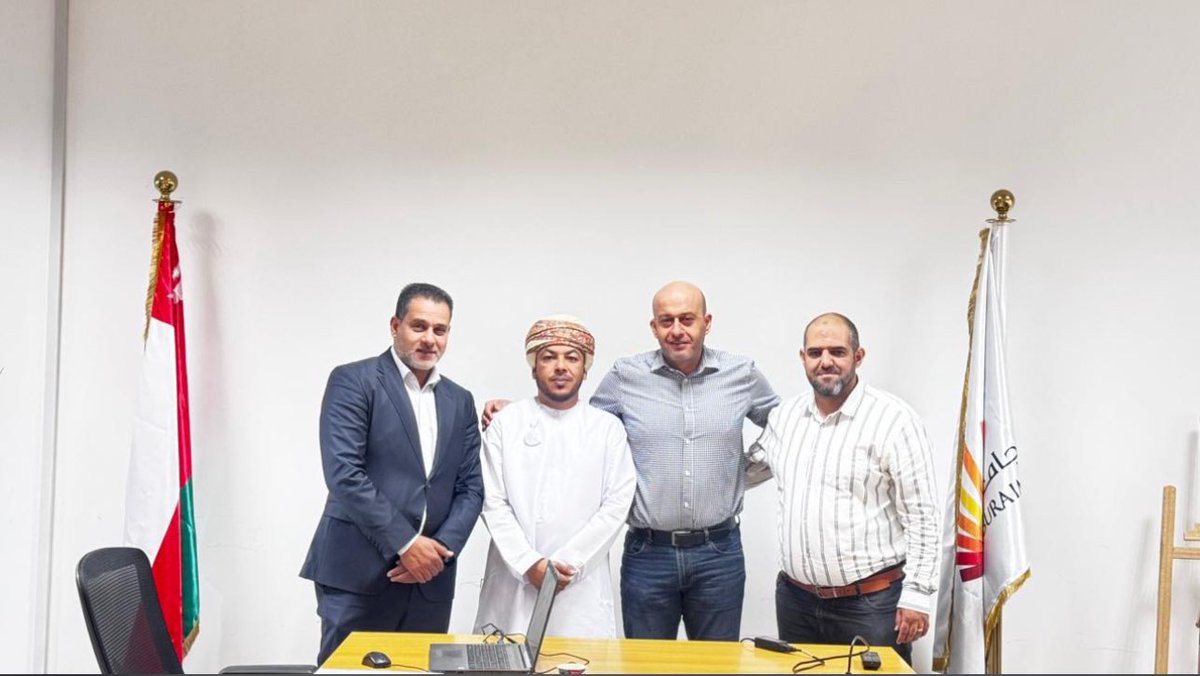 wadi_fida_team1's tweet photo. #تهنئة

تتقدم أُسرة فريق وادي فدى الرياضي الثقافي الإجتماعي وجميع مُنتسبيه بخالص التهاني والتبريكات لإداري الفريق/راشد بن خلفان البلوشي وذلك لإجتيازه مناقشة #رسالة_الماجستير البحثية (تأثير بيئة العمل على الإبداع الإداري)

من كلية التجارة – #جامعة_البريمي 🎓 https://t.co/1cwwCgb3l2