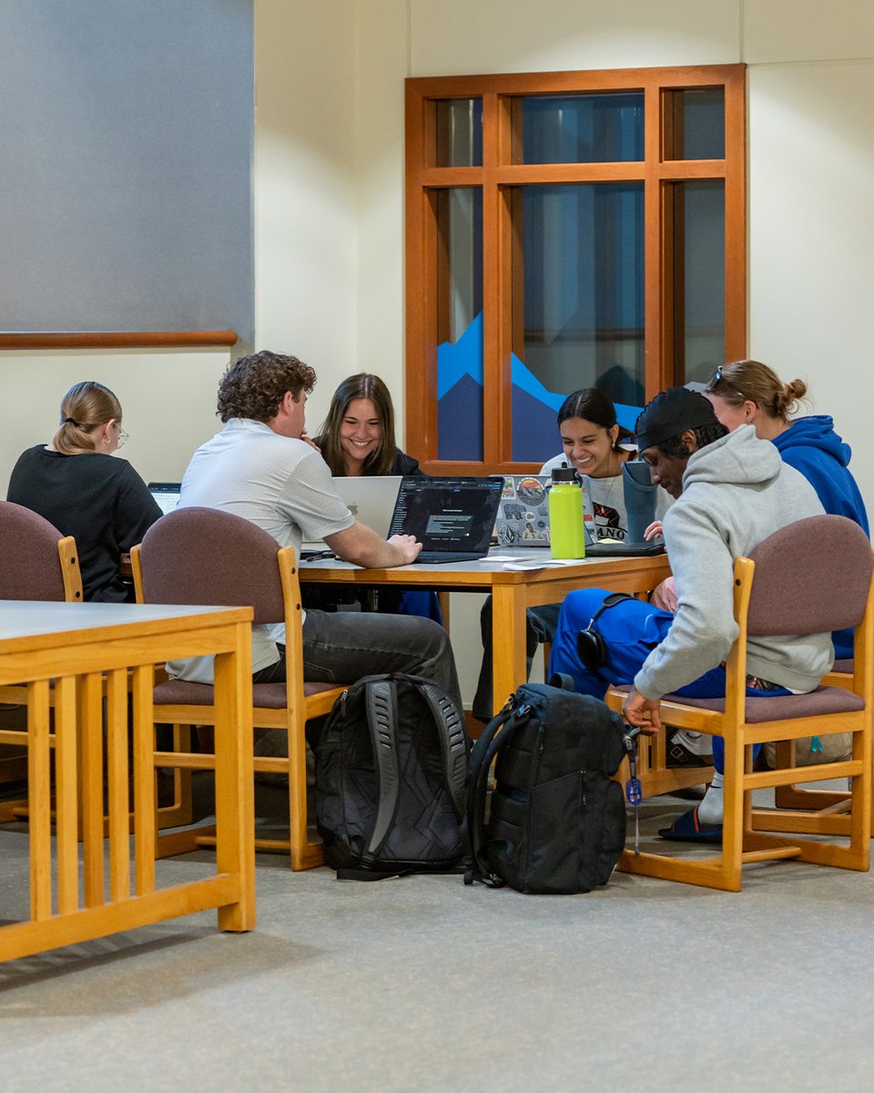 Boise State University tweet media