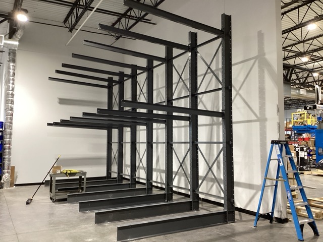 Cranston_MHEC's tweet image. Cantilever racking makes handling long materials easier—open access means faster loading, safer movement, and better flow.
#CantileverRack #MaterialHandling #WarehouseOperations #Cranston #BuiltToWork