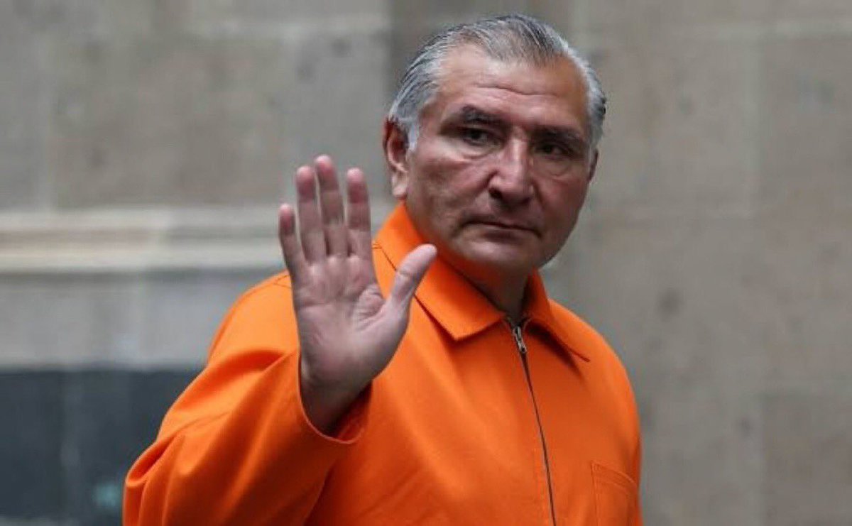 Neoliberalover tweet media