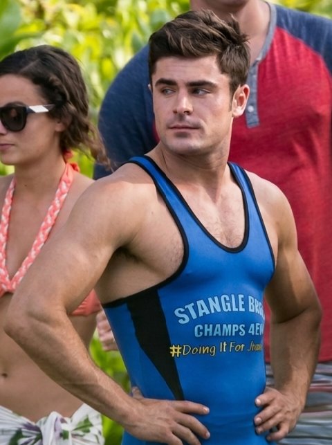 zac efron whore tweet media
