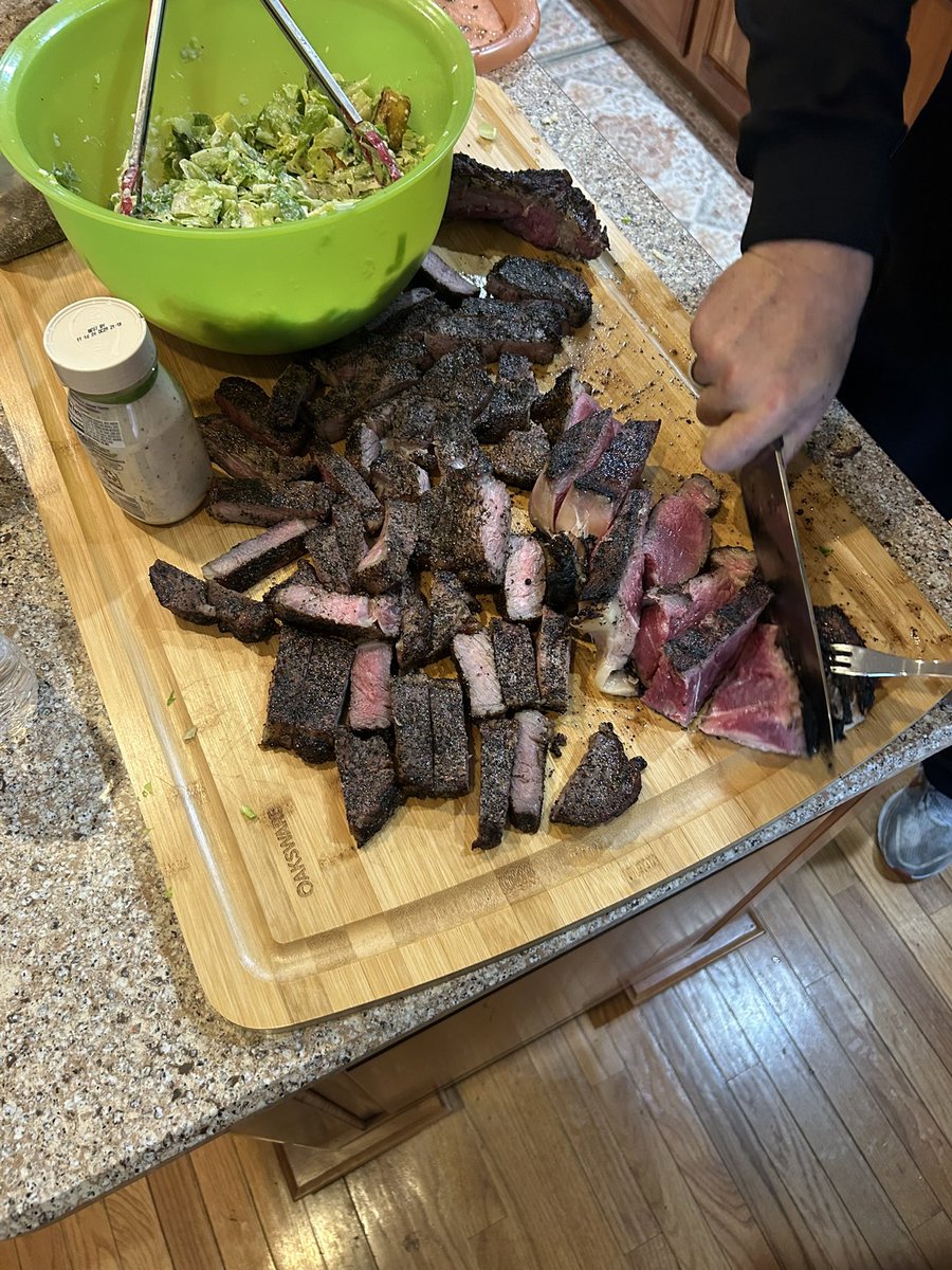 blane_cleaver's tweet photo. Always a great time getting over to Coach White’s house to get a top of the line dining experience. We always appreciate you having us over Coach!! The food was delicious to say the least! AY ZIGGY 🟠🟤 #cookingwithcoach @CoachBWhite7 @BG_Football https://t.co/iFnjDMPTNZ