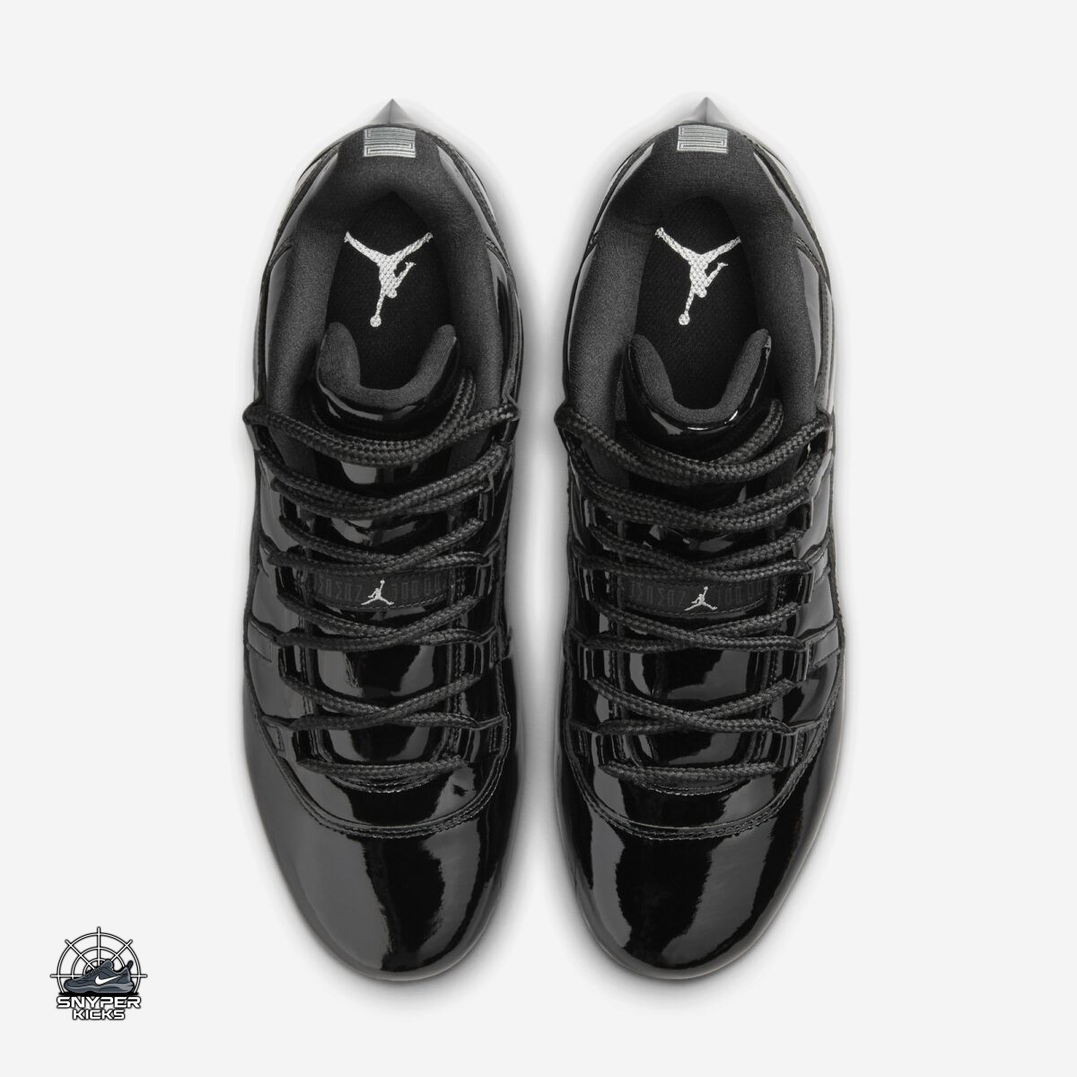 SnyperKicks's tweet image. Air Jordan 11 TD Low Patent Leather Football Cleat "Black"
Colorway: Black/White/Anthracite
Style Number: 
Release Date: May 1, 2026
Price: $195
#Jordan #AirJordan #Black #jordan