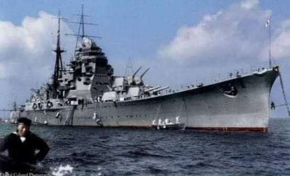 TRUFAULT's tweet image. Esta alineación nos muestra cómo las diferentes clases de buques de guerra, se construyeron para propósitos muy distintos. Un fondo blanco impoluto y una escala detallada realzan aún más el contraste.
🇯🇵⚓️
#Japan #Navy #WW2 #WWII