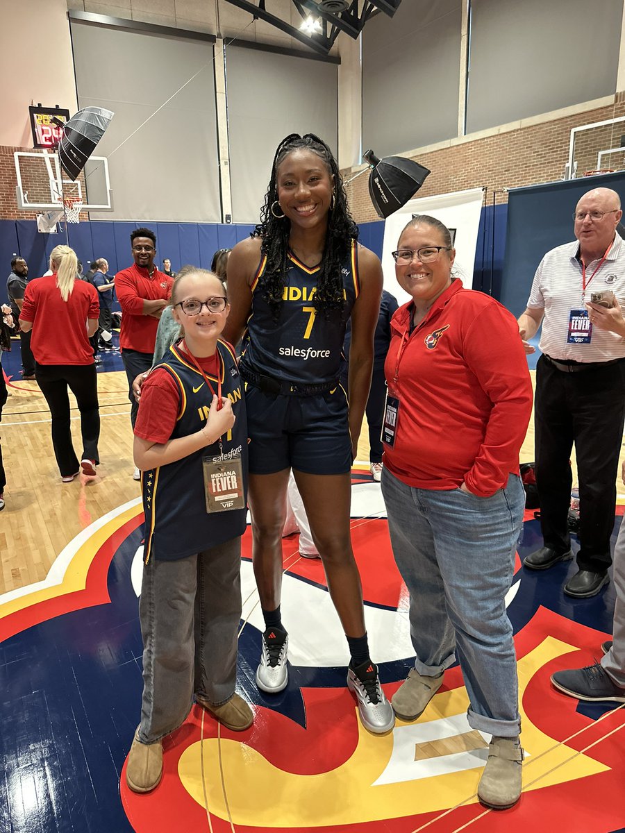 EmHolls's tweet photo. Once in a lifetime day at Fever Media day!! A truly special day for Kate and I!! Thank you @IndianaFever for the hospitality, everyone was so sweet and sincere. Will be our favorite day for a long time! Now onto the first preseason game at home!! https://t.co/OynzCaAkDV