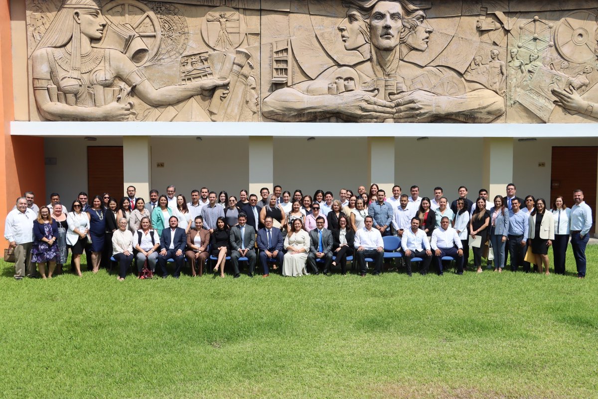 ComentarioUdeC's tweet image. #Colima

Rinden protesta consejeras y consejeros municipales electorales de Colima 

elcomentario.ucol.mx/?p=315609

#ElComentario #protesta #consejerosmunicipaleselectorales #IEE  
#procesoselectorales #legalidad #imparcialidad #transparencia