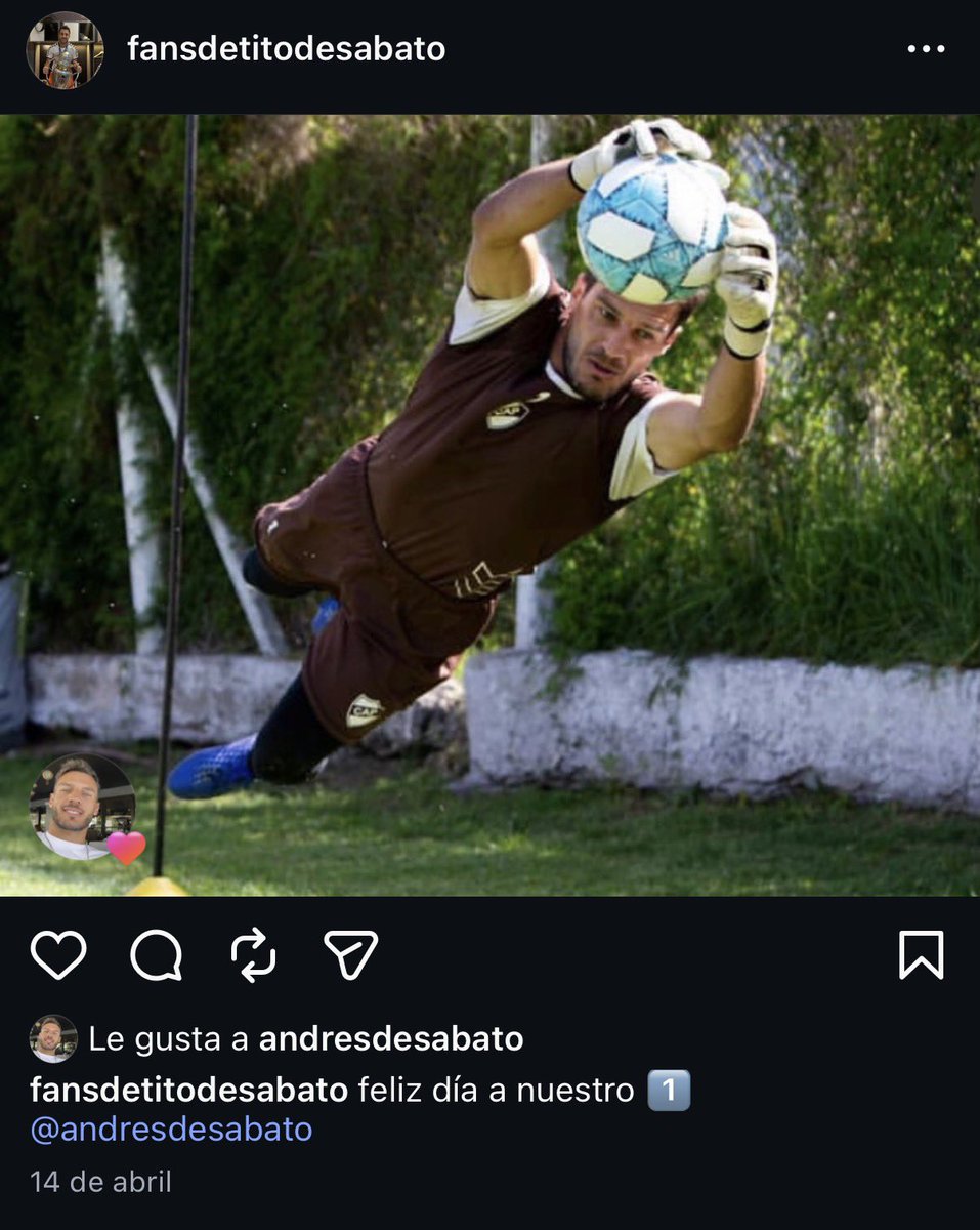 Hay una cuenta fan de Tito desabato y el único que le da like es Tito desabato😭😭😭😭😭