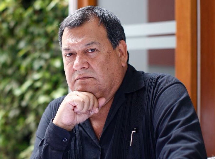 JoseLuisGil1000's tweet photo. “Jorge Nieto sería el político más PODEROSO del país a partir del 28 de julio 2026” Lucas Ghersi
Tiene razón. Sus senadores y podrían inclinar la balanza a la izquierda o derecha. Imagínenselo definiendo vacancia presidencial o “nueva constitución. Esto nos deja el fraude y los pleitos en la derecha. 
A llorar al río Ptm.🤬