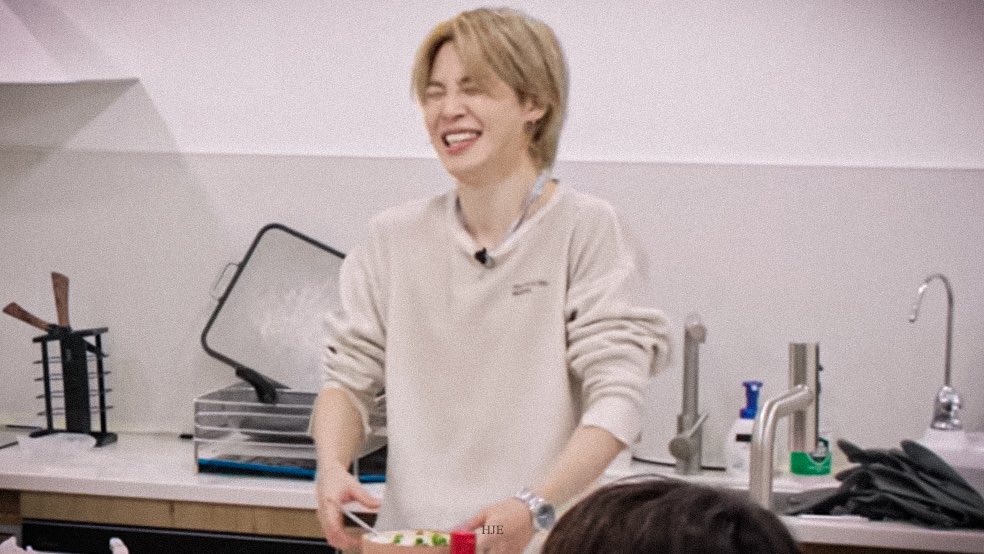 Jimin eyes🪞ᴹᵘˢᵉ tweet media
