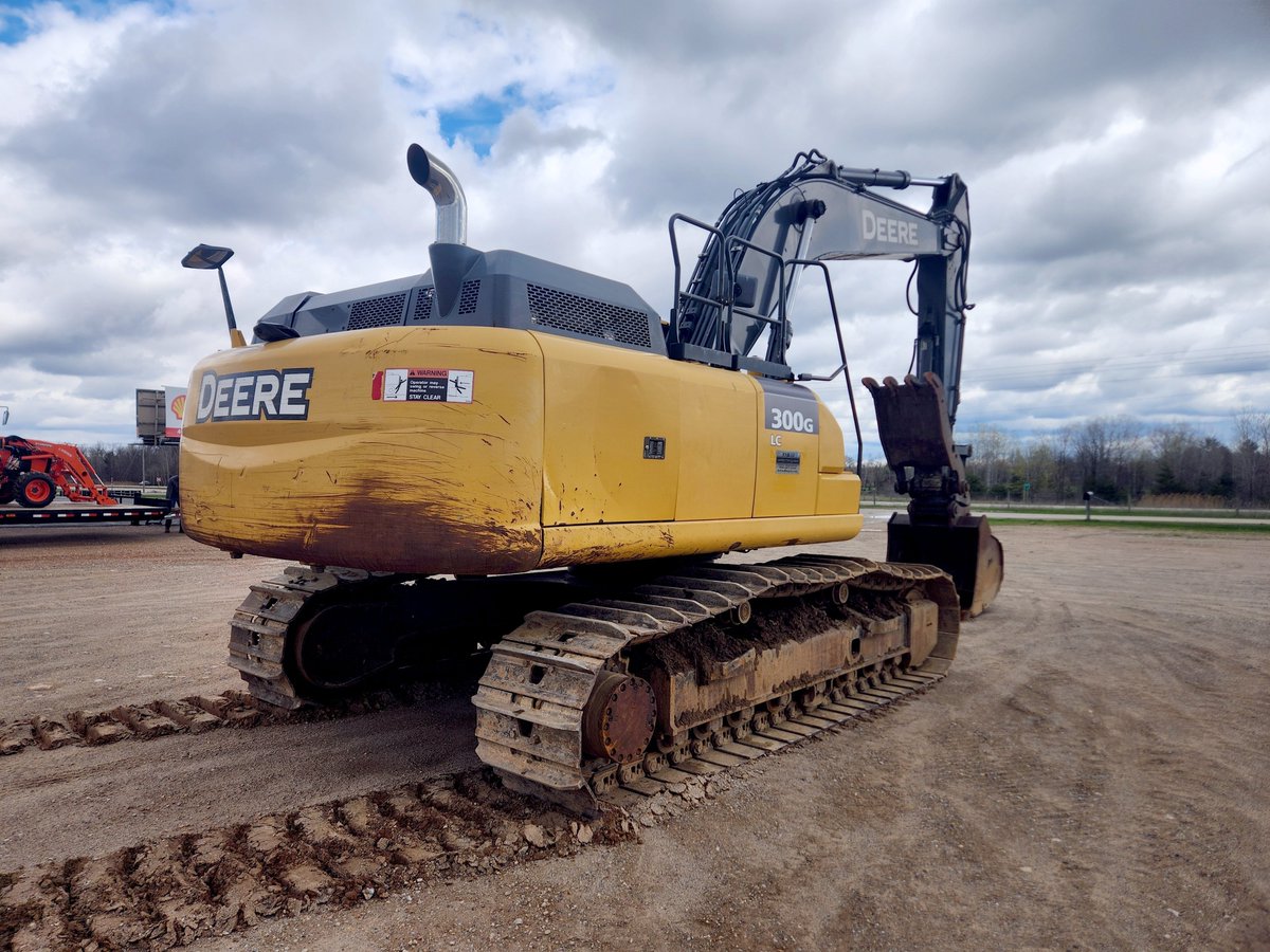DbConstEquip's tweet photo. 2015 John Deere 300G LC Excavator For Sale

STK#7651
4,705 hrs
48" Bucket
Hydraulic Thumb
Pattern Changer
Quick Attach
A/C

$139,800

**FREE FREIGHT ON THE FIRST 500 MILES ANYWHERE IN THE CONTINENTAL USA**

https://t.co/HqVbpUS5Fv https://t.co/0pBnAEZXAq