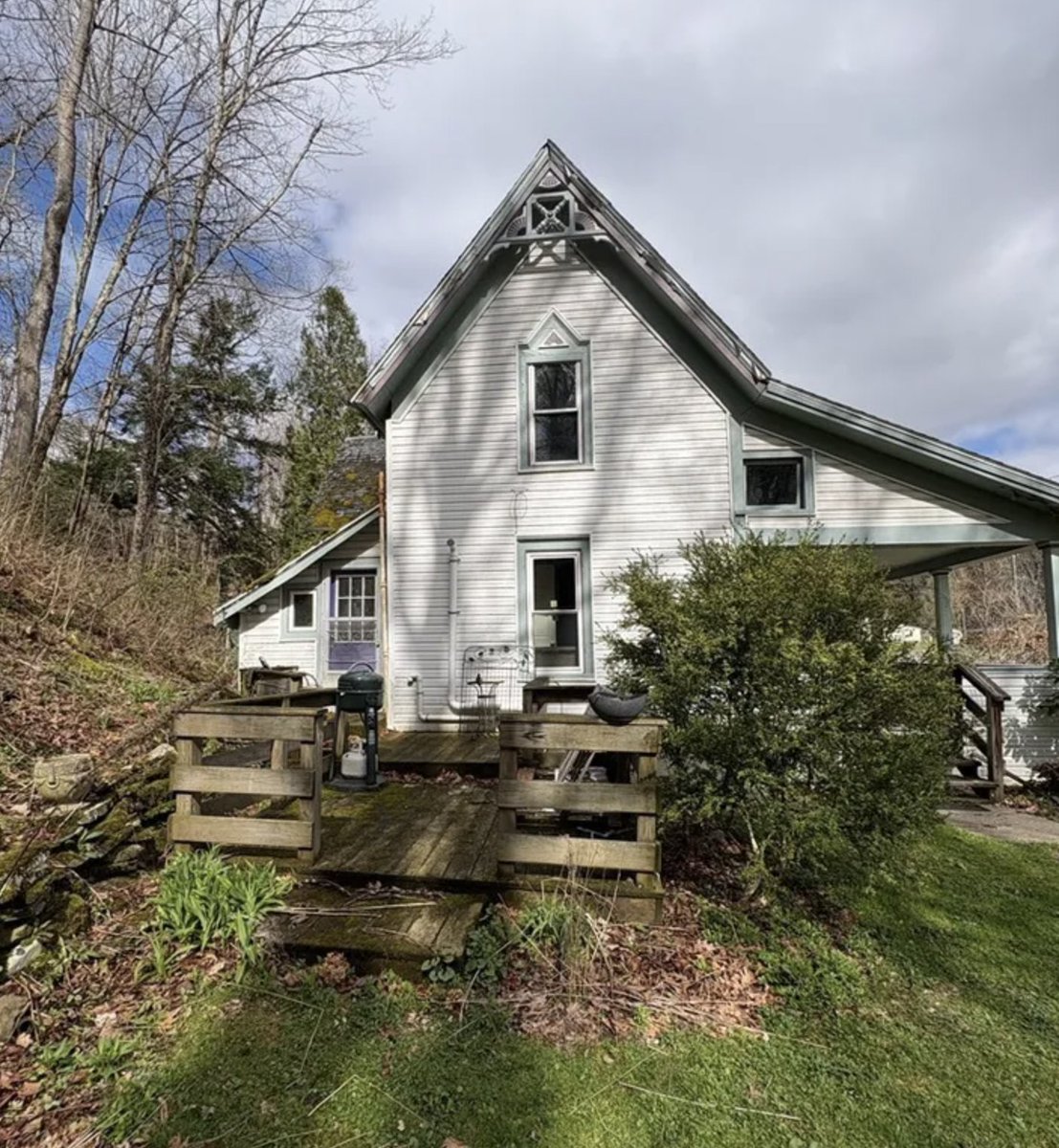 oldhouseunder50's tweet image. Turn-of-the-Century #NewYork gem  $88,900. oldhousesunder100k.com/turn-of-the-ce…
